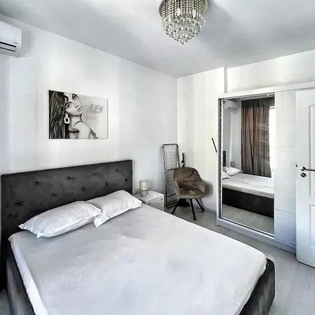 Black Sea - Lotus Apartman Mamaia